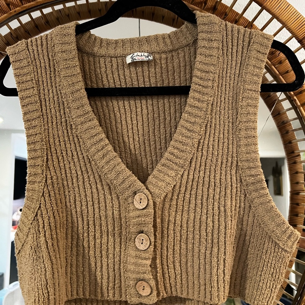 Colby Crop Vest